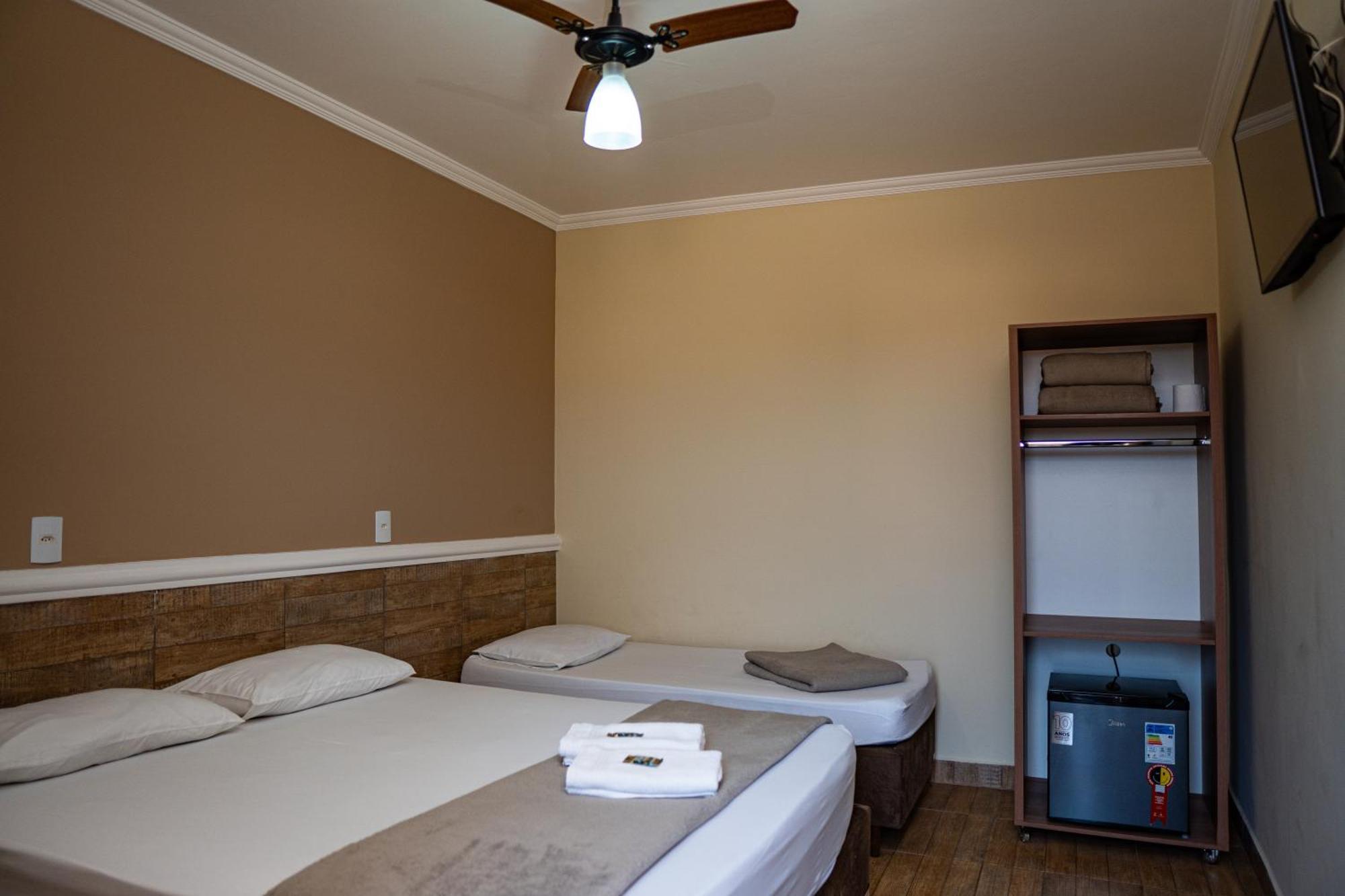 Hotel Nixon Proximo, Rodoviaria, Prefeitura E A Matriz Central Itai  ภายนอก รูปภาพ